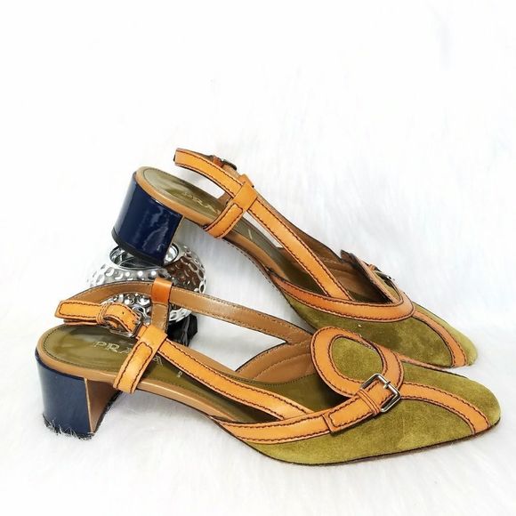 PRADA - Picture 3 of 6